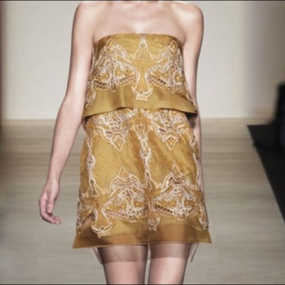 BCBG RUNWAY SILK ORGANZA DRESS - Picture 1 of 10